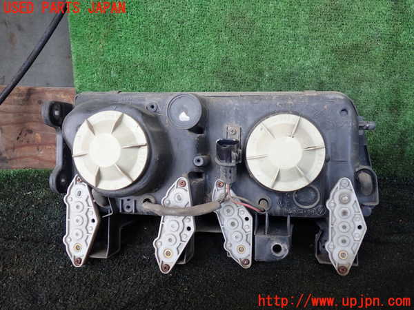 1UPJ-9230031132]デリカ スターワゴン(P25W)左ヘッドライト ハロゲン 中古_3