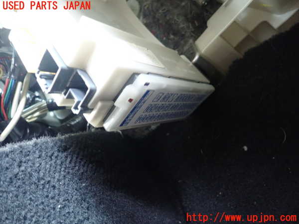 1UPJ-9230046742]クラウン アスリート ハイブリッド(AWS210)ヒューズボックス2 中古_2