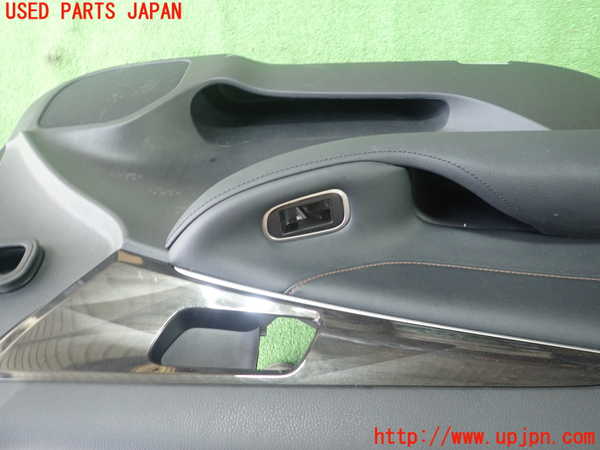 1UPJ-9230041264]クラウン アスリート ハイブリッド(AWS210)左前ドア内張り 中古_2