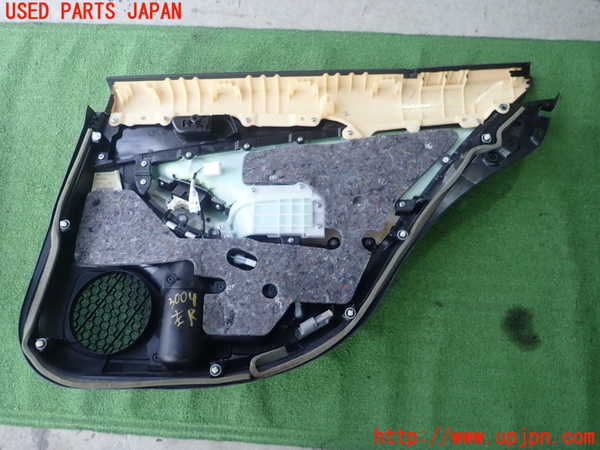 1UPJ-9230041324]クラウン アスリート ハイブリッド(AWS210)左後ドア内張り 中古_3