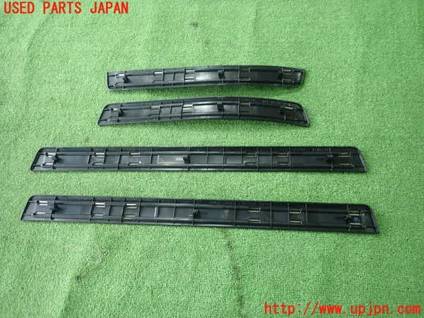 1UPJ-9230047740]クラウン アスリート ハイブリッド(AWS210)スカッフプレート 中古_2