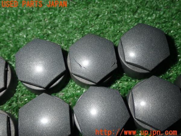 3UPJ=9230050001]アウディ A3 スポーツバック(8VCXS)純正 4M0601173D ボルトキャップ ナットキャップ 19個 中古_3