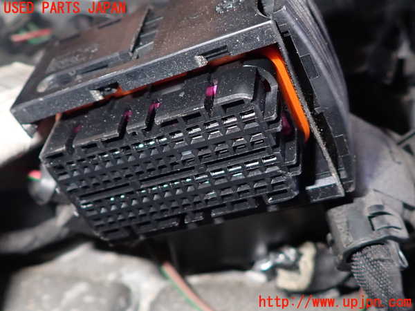 1UPJ-9230052010]アウディ・A3 スポーツバック(8VCXS)エンジン CXS 【ジャンク】_4