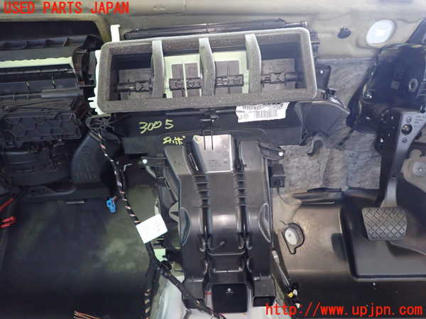 1UPJ-9230056081]アウディ・A3 スポーツバック(8VCXS)エバポレーター1 中古_2