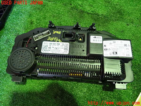 1UPJ-9230056170]アウディ・A3 スポーツバック(8VCXS)スピードメーター 中古_3