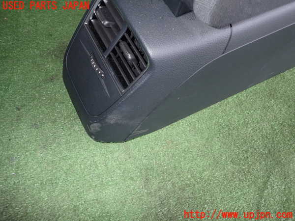 1UPJ-9230057540]アウディ・A3 スポーツバック(8VCXS)センターコンソール 中古_3