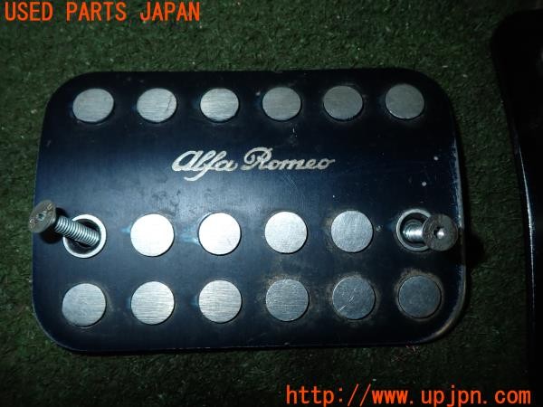 3UPJ=9230070630]アルファロメオ 147 GTA(937AXL)NOVITEC ペダルカバー アクセル ブレーキ AT用 中古_3