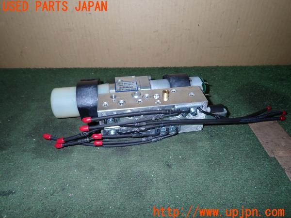 3UPJ=9230080566]ベンツ SLC200(172434 R172))純正 A 172 800 00 30 油圧ポンプ ハイドロリックポンプ バリオルーフ 中古_3