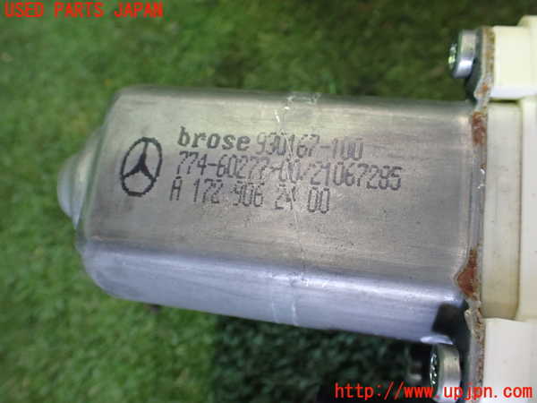 2UPJ-9230081296]ベンツ SLC200(172434)(R172)右後レギュレーターモーター 中古_2