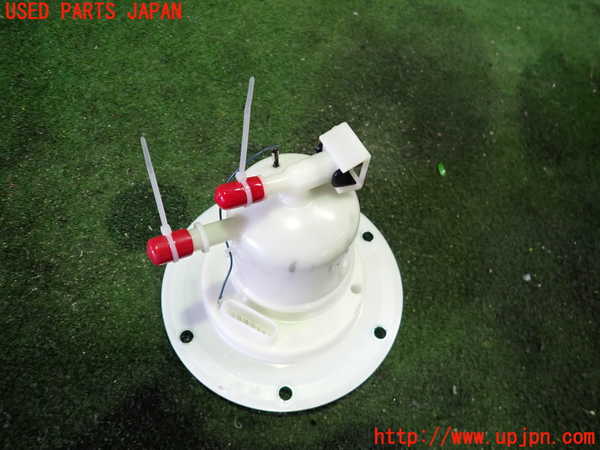2UPJ-9230082510]ベンツ SLC200(172434)(R172)燃料ポンプ 中古_2