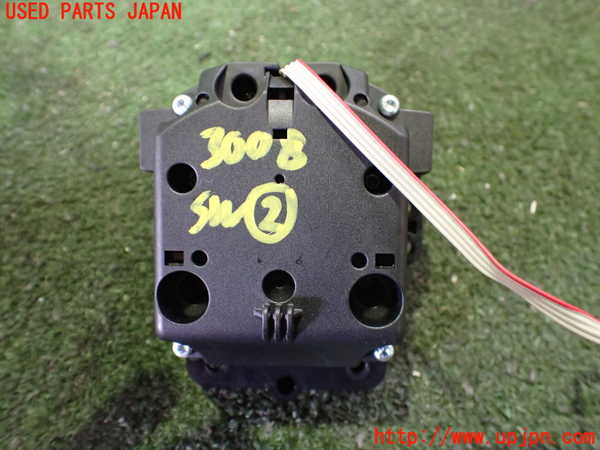 2UPJ-9230086307]ベンツ SLC200(172434)(R172)スイッチ2 (ナビコントロール) 中古_2