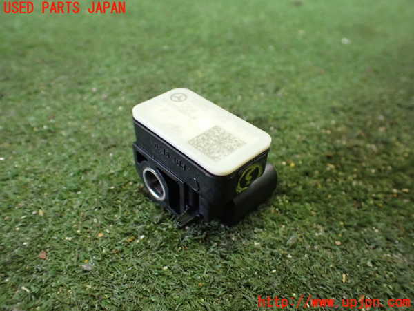 2UPJ-9230086383]ベンツ SLC200(172434)(R172)センサー3 中古_2