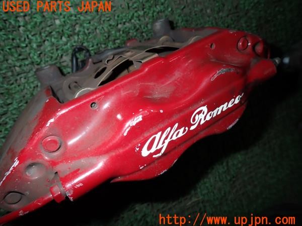 3UPJ=9230090301]アルファロメオ 156 GTA(932AXB)純正 brembo ブレンボ フロントキャリパー 中古_5