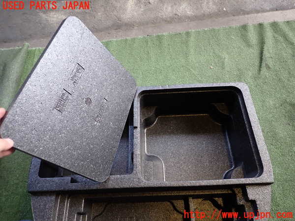 2UPJ-9230097772]アルファロメオ・156 GTA(932AXB)ラゲッジトレイ2 中古_2