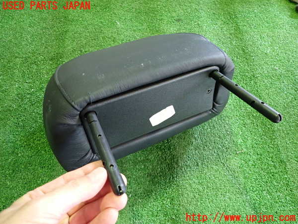 2UPJ-9230097150]アルファロメオ・156 GTA(932AXB)右2列目ヘッドレスト 中古_2