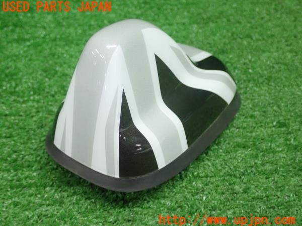 3UPJ=9230100510]BMW ミニ(MINI)クーパーS クラブマン(LN20 F54)純正 アンテナ カバー付 中古_3