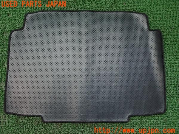 3UPJ=9230100634]BMW ミニ(MINI)クーパーS クラブマン(LN20 F54)ラゲッジマット トランクマット 中古_2