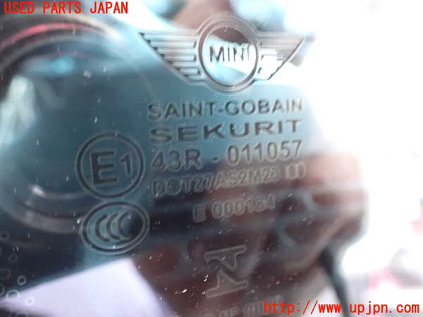 2UPJ-9230101382]BMW ミニ(MINI)クーパーS クラブマン(LN20)左クォーターガラス (43R-011057) 中古 (F54)_2