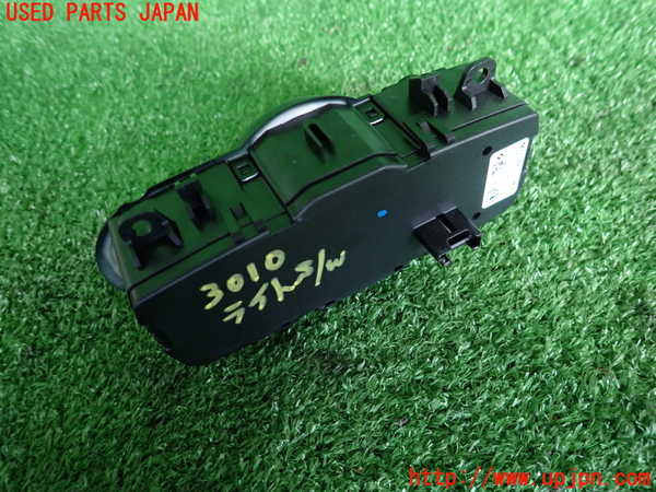 2UPJ-9230106285]BMW ミニ(MINI)クーパーS クラブマン(LN20)ライトスイッチ 中古 (F54)_2