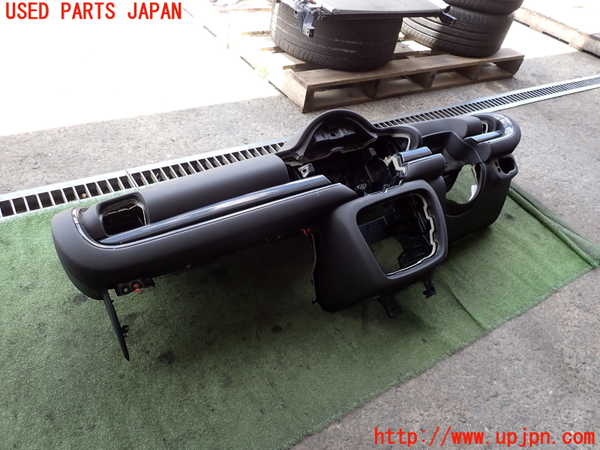 2UPJ-9230107505]BMW ミニ(MINI)クーパーS クラブマン(LN20)ダッシュボード 中古 (F54)_2