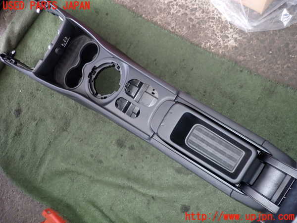 2UPJ-9230107540]BMW ミニ(MINI)クーパーS クラブマン(LN20)センターコンソール 中古 (F54)_3