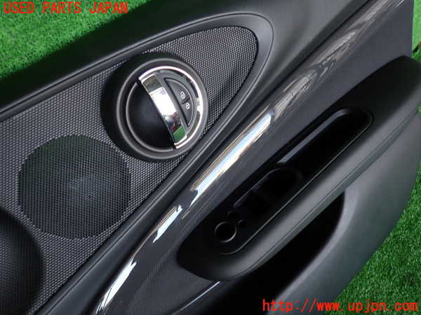 2UPJ-9230101234]BMW ミニ(MINI)クーパーS クラブマン(LN20)右前ドア内張り 中古 (F54)_2