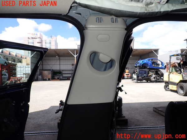 2UPJ-9230107665]BMW ミニ(MINI)クーパーS クラブマン(LN20)右センターピラートリム 中古 (F54)_2
