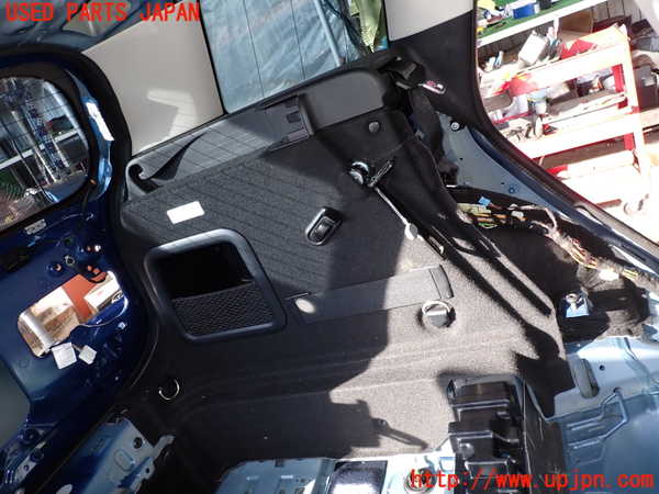 2UPJ-9230107680]BMW ミニ(MINI)クーパーS クラブマン(LN20)左リアピラートリム 中古 (F54)_3