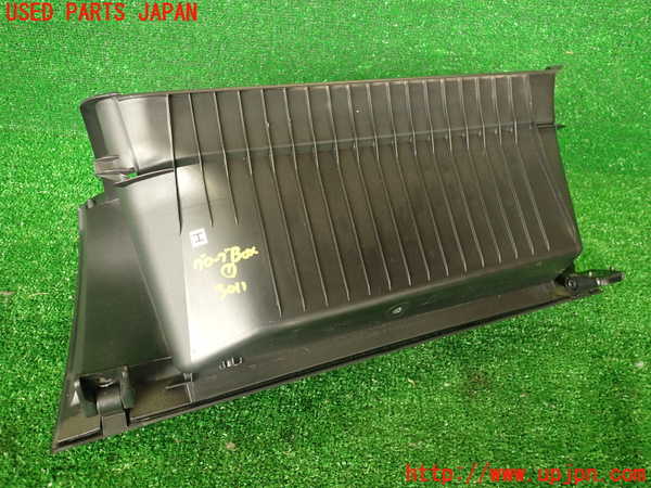 2UPJ-9230117516]シビック タイプR(FD2)グローブボックス1 中古_5