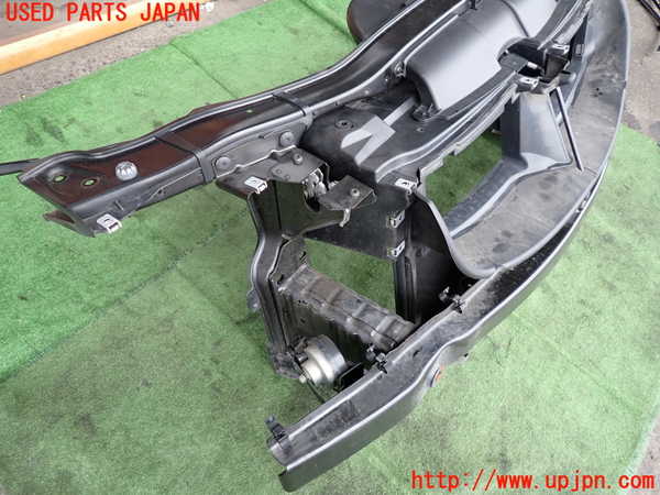 2UPJ-9230121041]BMW 325i(VB25)(E90)コアサポート 中古_3
