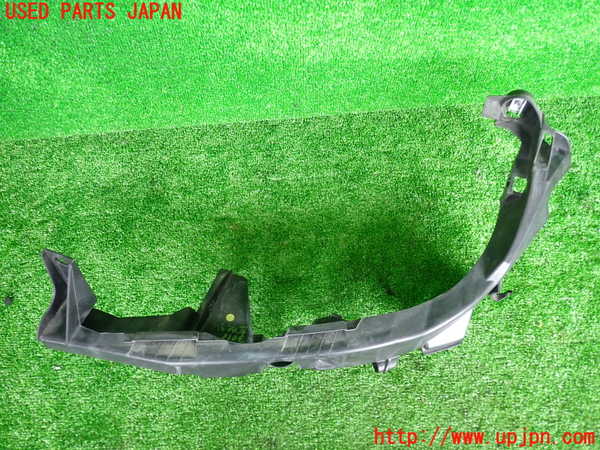 2UPJ-9230121142]BMW 325i(VB25)(E90)左ヘッドライトリム 中古_2