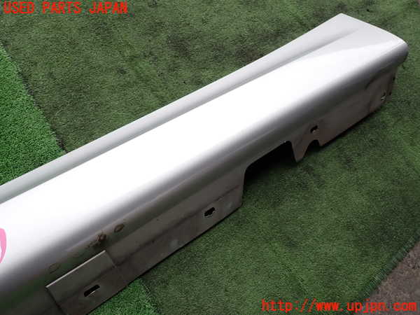 2UPJ-9230121392]BMW 325i(VB25)(E90)左サイドステップ 中古_4