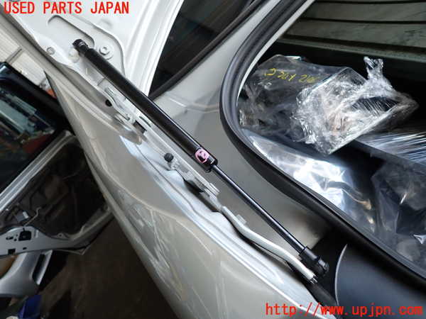 2UPJ-9230121506]BMW 325i(VB25)(E90)トランクダンパー 中古_2