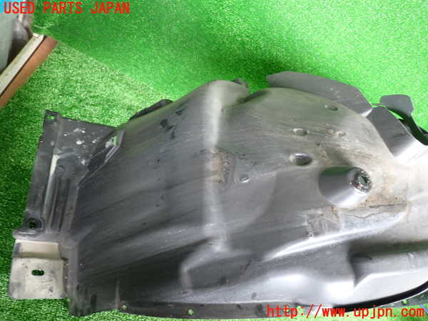 2UPJ-9230121090]BMW 325i(VB25)(E90)右前フェンダーライナー 中古_3