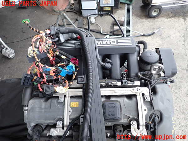 2UPJ-9230122010]BMW 325i(VB25)(E90)エンジン N52B25AF 中古_5