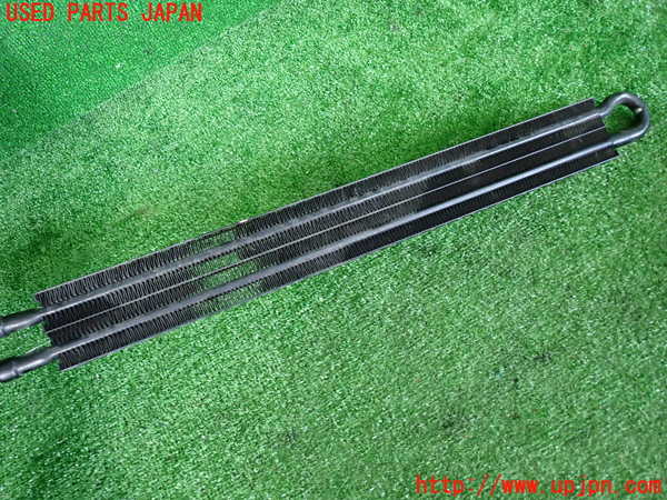 2UPJ-9230122482]BMW 325i(VB25)(E90)オイルクーラー2 中古_4