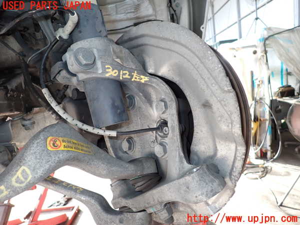 2UPJ-9230124295]BMW 325i(VB25)(E90)左フロントナックルハブ 中古_2
