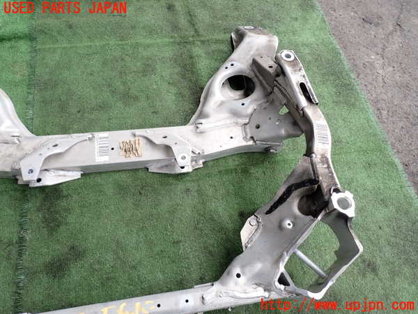 2UPJ-9230125285]BMW 325i(VB25)(E90)フロントメンバー 中古_2