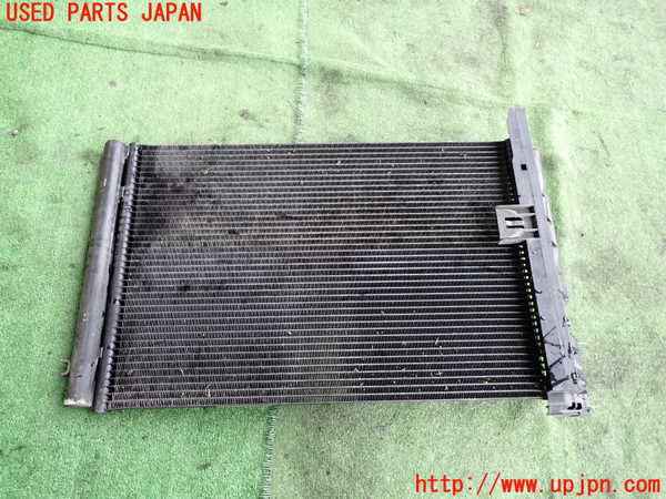 2UPJ-9230126031]BMW 325i(VB25)(E90)エアコンコンデンサー1 中古_2