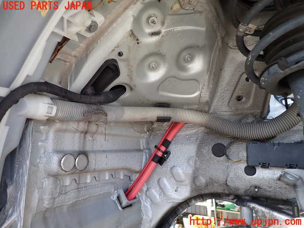 2UPJ-9230126791]BMW 325i(VB25)(E90)ウォッシャータンク1 中古_2