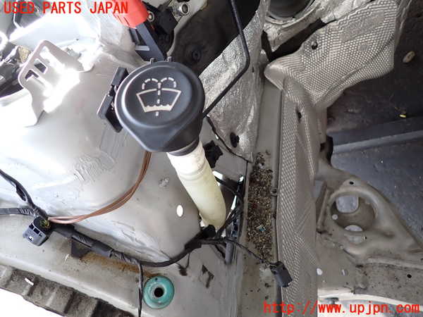 2UPJ-9230126791]BMW 325i(VB25)(E90)ウォッシャータンク1 中古_3