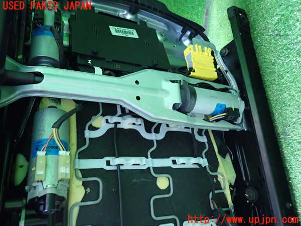 2UPJ-9230127035]BMW 325i(VB25)(E90)運転席シート 中古_5