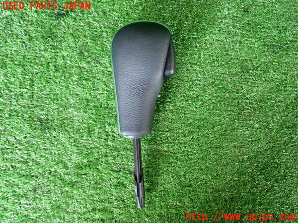 2UPJ-9230127570]BMW 325i(VB25)(E90)シフトノブ 中古_2