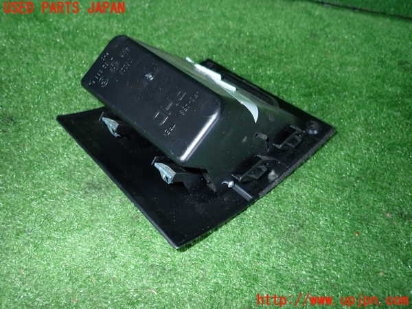 2UPJ-9230127841]BMW 325i(VB25)(E90)小物入れ1 中古_3