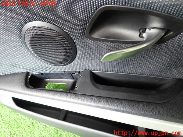 2UPJ-9230121234]BMW 325i(VB25)(E90)右前ドア内張り 中古_3