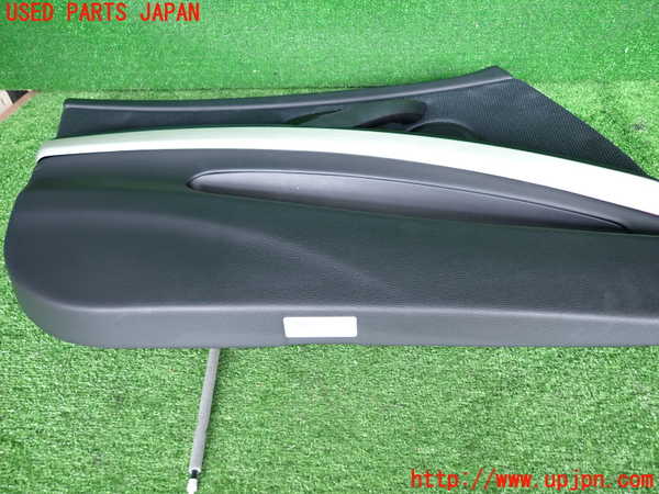 2UPJ-9230121264]BMW 325i(VB25)(E90)左前ドア内張り 中古_5