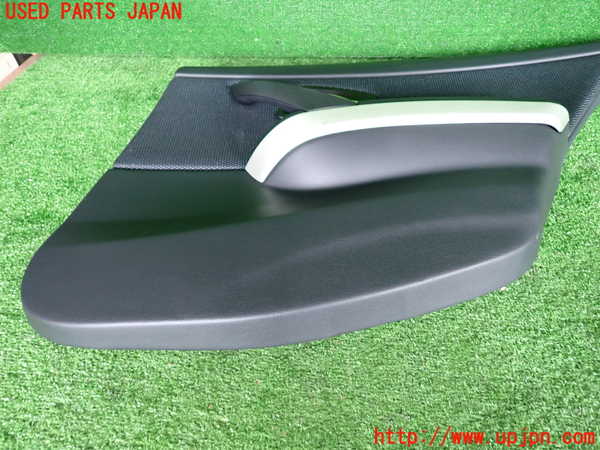 2UPJ-9230121294]BMW 325i(VB25)(E90)右後ドア内張り 中古_4