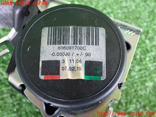2UPJ-9230127135]BMW 325i(VB25)(E90)真中2列目シートベルト 中古_3