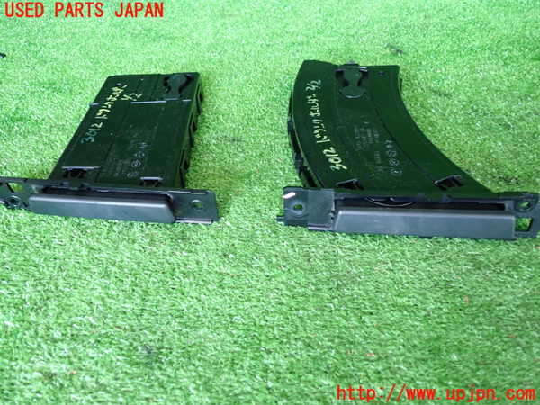 2UPJ-9230127810]BMW 325i(VB25)(E90)ドリンクホルダー 中古_2