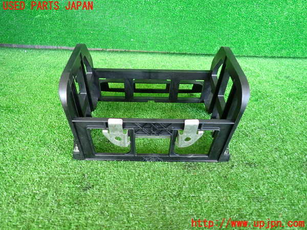 2UPJ-9230127691]BMW 325i(VB25)(E90)内装トリム類1 中古_4